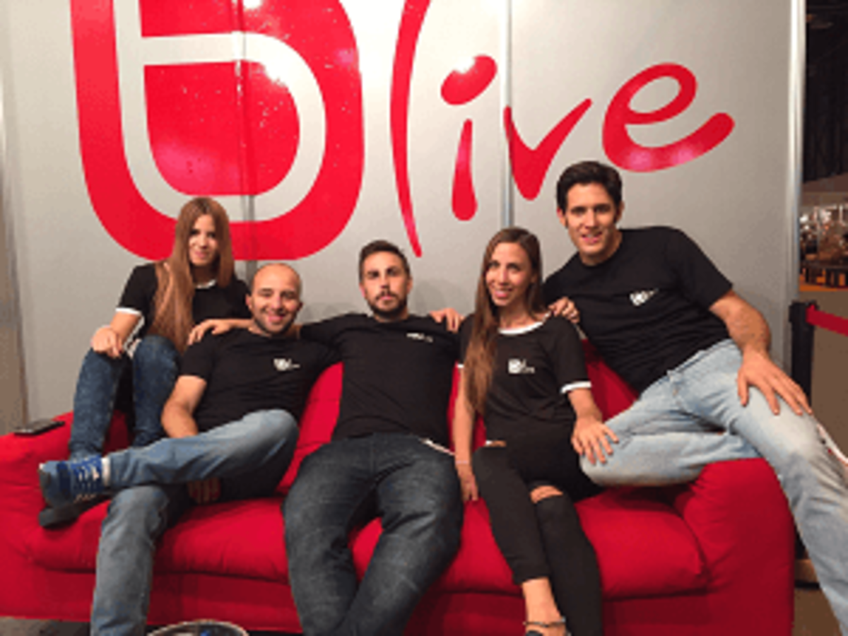 Challenge viral con youtubers Digitalist Hub